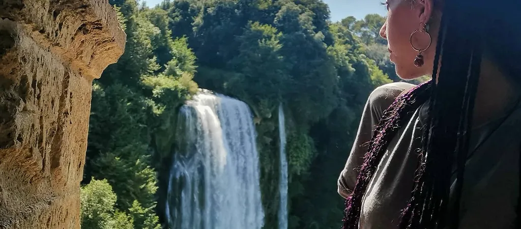 Magia alle cascate delle Marmore: come arrivarci, percorsi e info